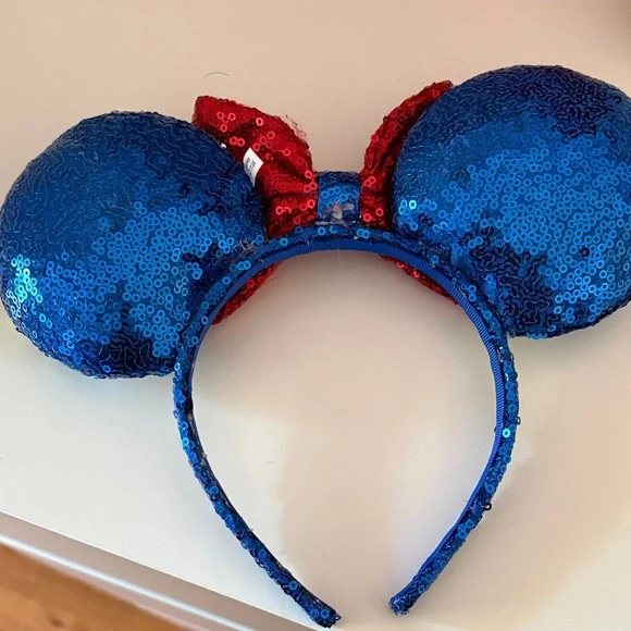 Disney Minnie Mouse Patriotic White And Blue Sequin Ears with Red Bow - Picture 2 of 3